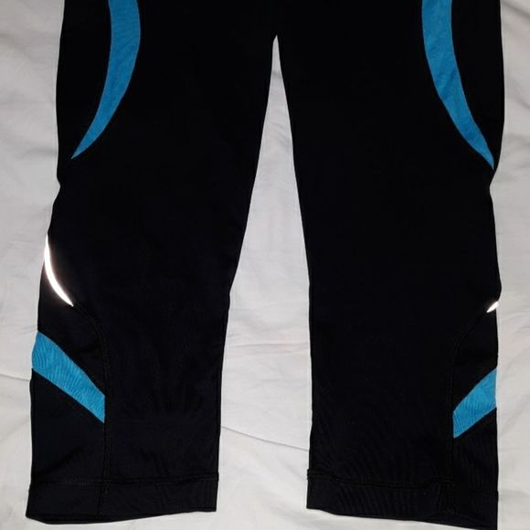 Fila Sport Running Crop Leggings Black Blue Small - Picture 3 of 7